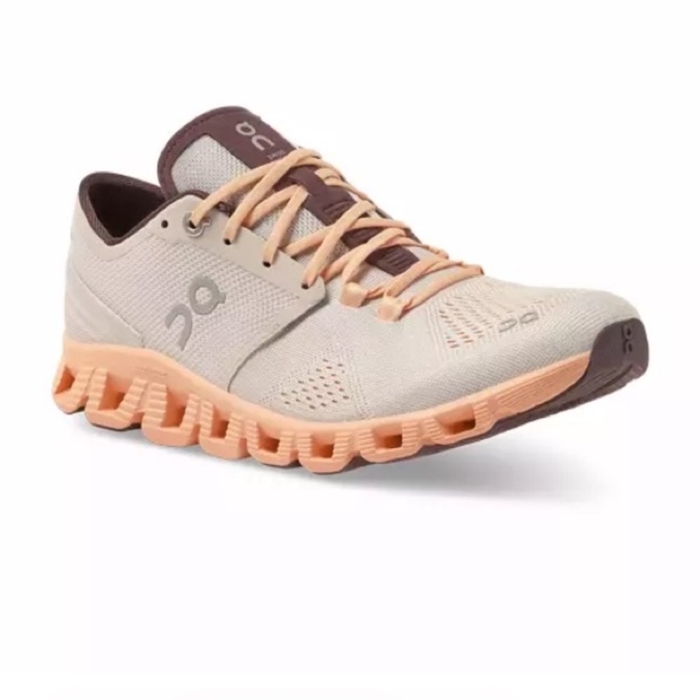 On Running Cloud Size 9